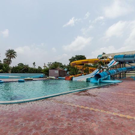 Oyo 42910 Hotel Rudra Palace Ratlām Kültér fotó